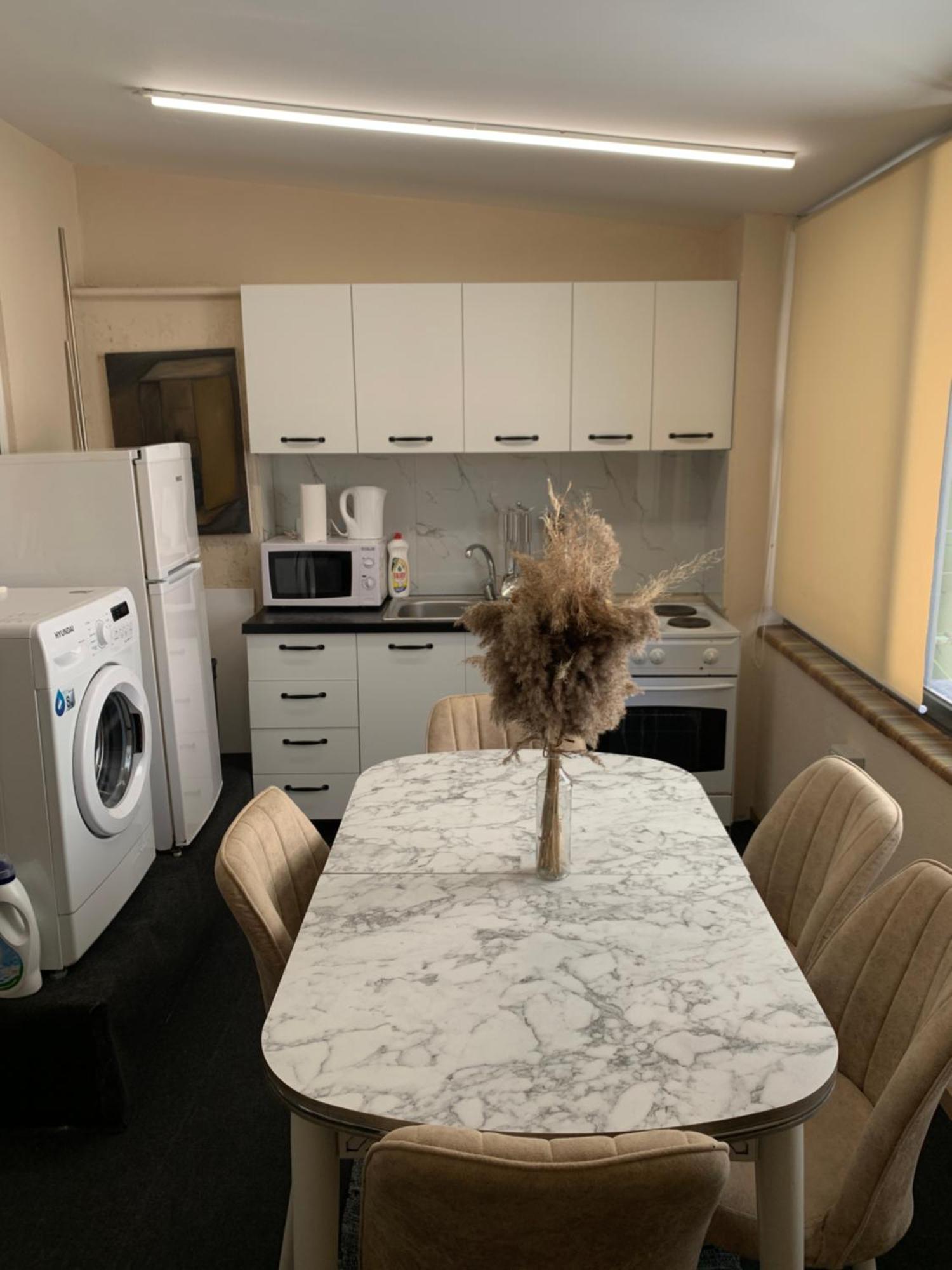 Citynest Apartments, 3-Minute Walk From The Skanderbeg Square Tirana Extérieur photo